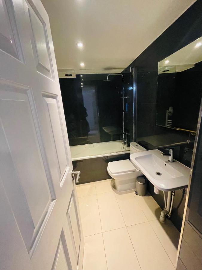 Luxury Maisonette Ll Londra Exterior foto